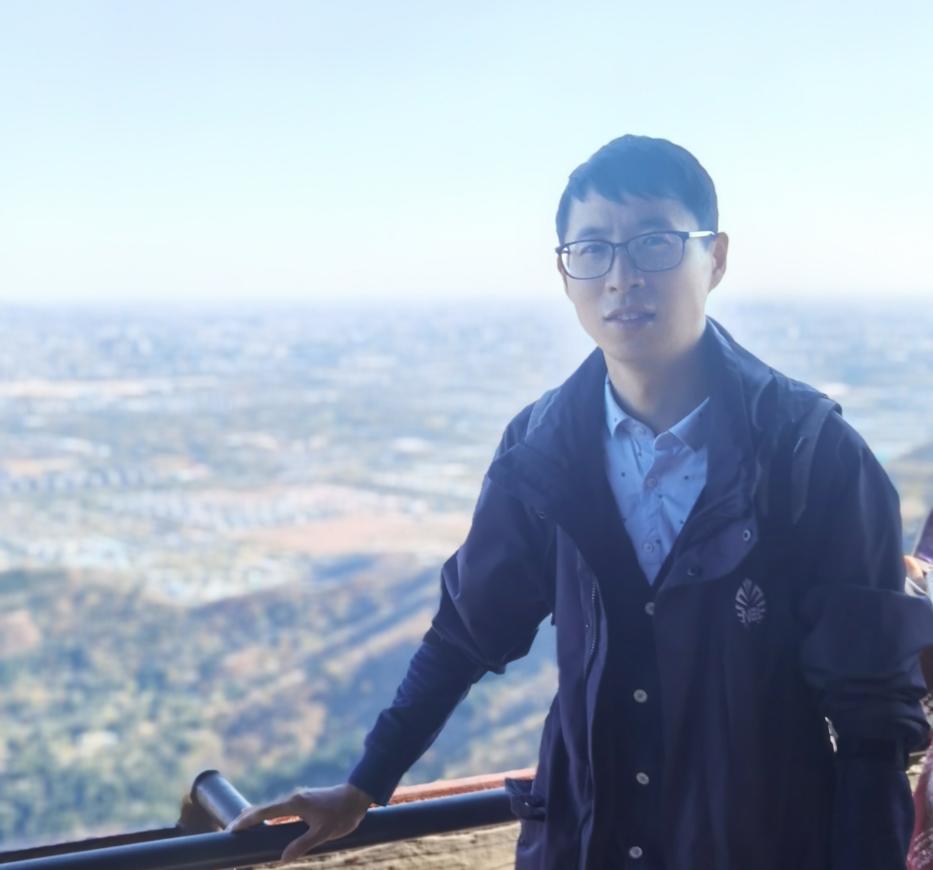 1620700274758424.jpg 梁晓龙.jpg