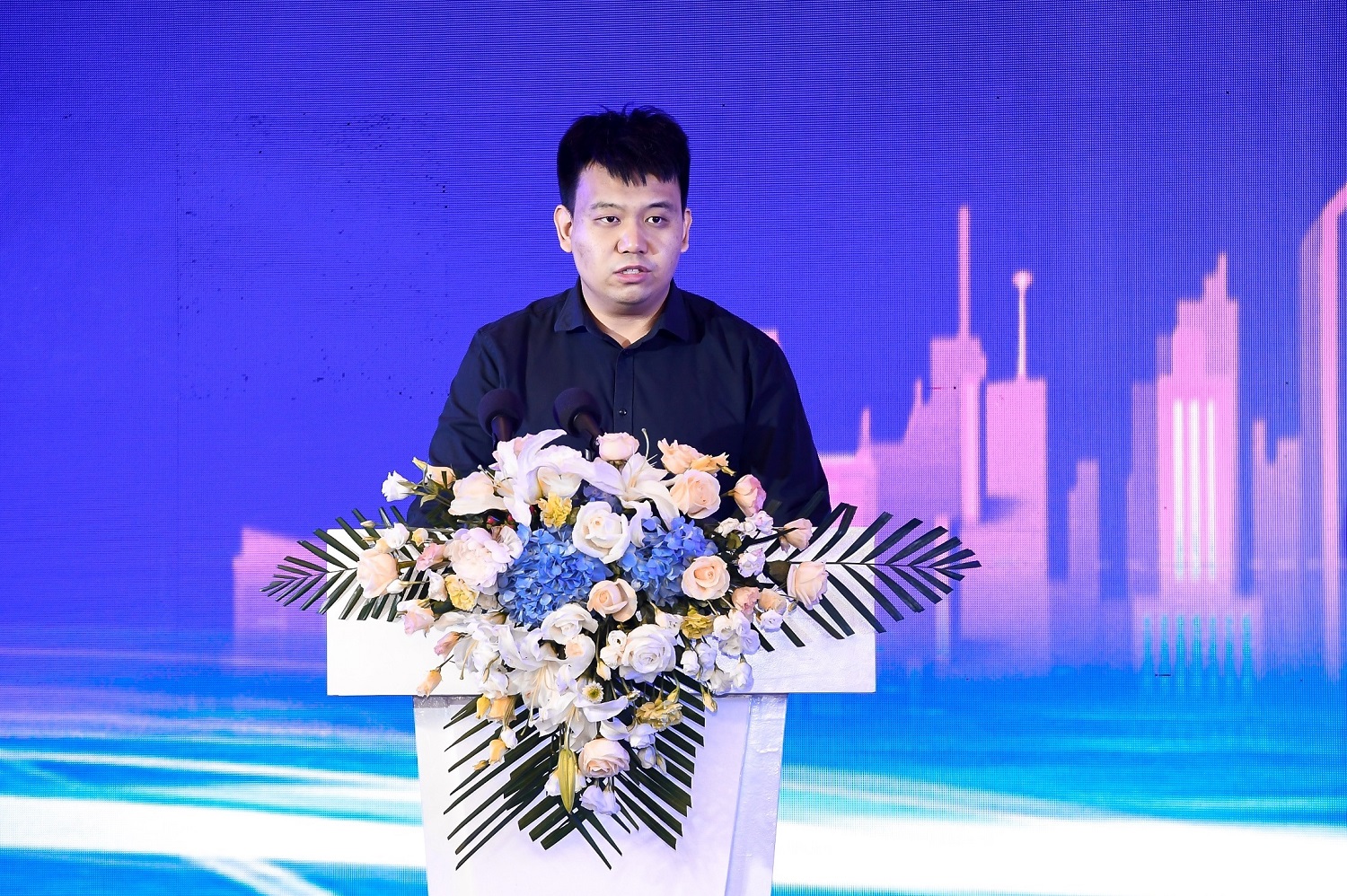1625042759920769.jpg 单从文.jpg